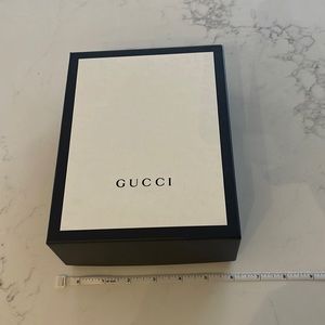 Gucci box